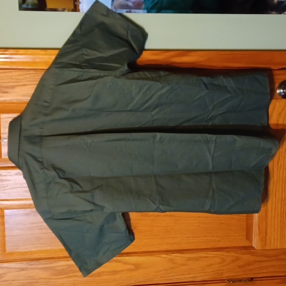 Van Heusen Men's Green Short Sleeve Dress Shirt - Picture 12 of 14